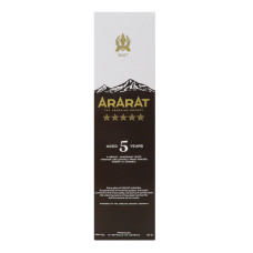 Бренді 0.5л 40% вірменський 5 зірок Ararat к/у