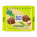 Шоколад молочний з підсмаженими солоними шматочками фісташок Ritter Sport м/у 100г